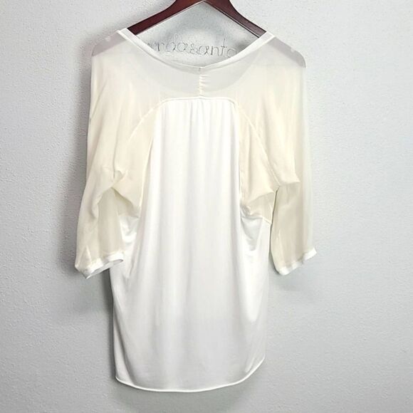 Elie Tahari Women'sĀ Silk Blend BoatāNeck Blouse SizeāMediumā - Picture 3 of 6